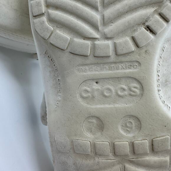 Crocs Classic Clog Sandals M7 W9 White Slip On Breathable Waterproof Flat Casual - Picture 4 of 10